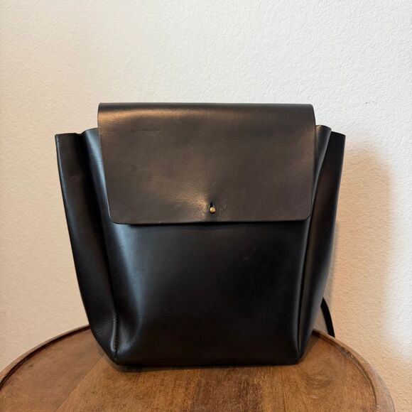 Aritzia Handbags - Aritzia Alxiliary Black Smooth Leather De Bray Backpack Book Bag Purse Women's